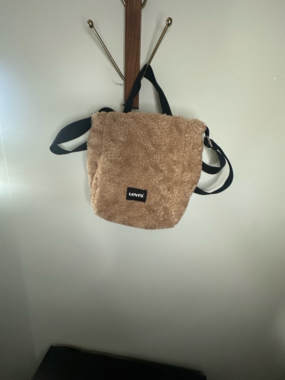 Levi's Plush Sherpa Tote in Camel with Black Straps